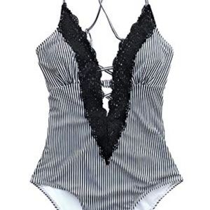 CUPSHE Vintage Lace Bikini One Piece